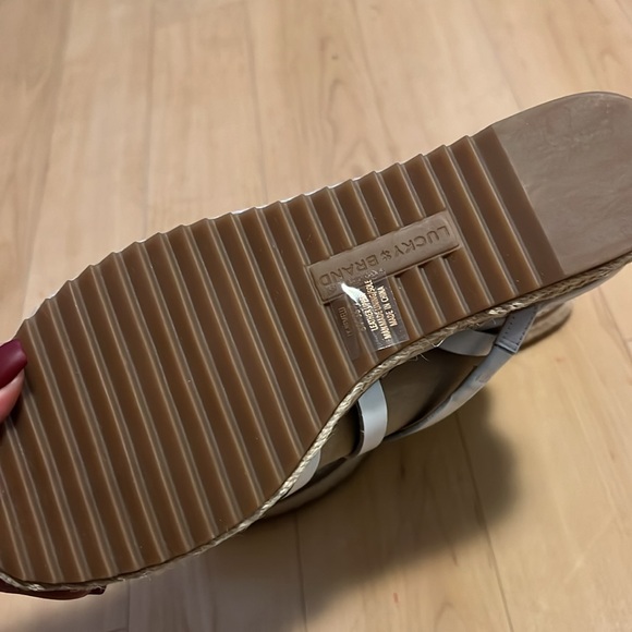 Lucky Brand Women's Nemelli Strappy Wedge Sandal Platform size 8M - Picture 10 of 11